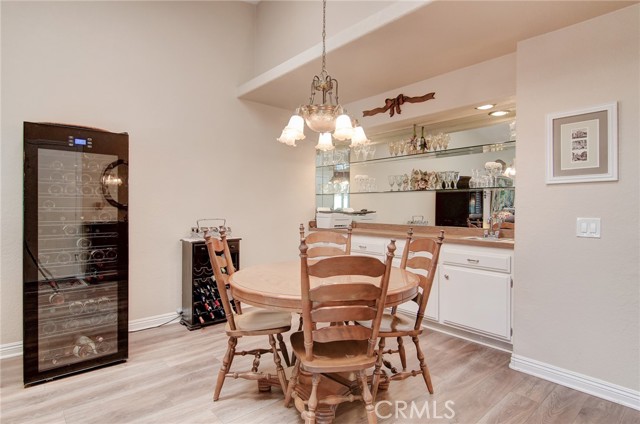 8646 Butte Circle, Huntington Beach CA: https://media.crmls.org/medias/008ac99c-487e-49cb-a36b-e53ba4fe4bbf.jpg