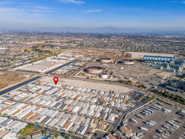 Detail Gallery Image 34 of 35 For 21851 Newland St #37,  Huntington Beach,  CA 92646 - 1 Beds | 1 Baths