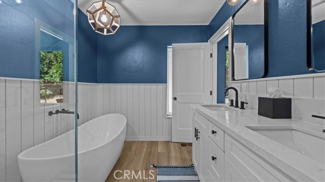 610 Pioneer, Lake Arrowhead, CA 92352