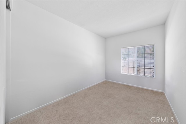 Image 18 of 40 For 39323 Corte Alisos