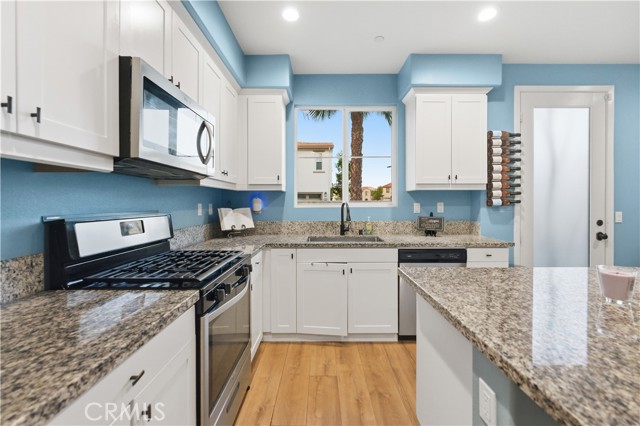 Detail Gallery Image 16 of 57 For 4196 Camino Campana, Oceanside,  CA 92057 - 3 Beds | 2/1 Baths