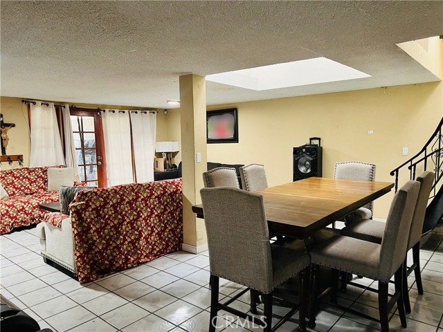 6976 Fairfax Drive, San Bernardino CA: https://media.crmls.org/medias/008ba99a-bf88-4eac-9684-9d068a35fb57.jpg