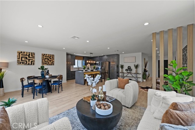 Detail Gallery Image 20 of 33 For 20356 Gresham St, Los Angeles,  CA 91306 - 4 Beds | 2/1 Baths