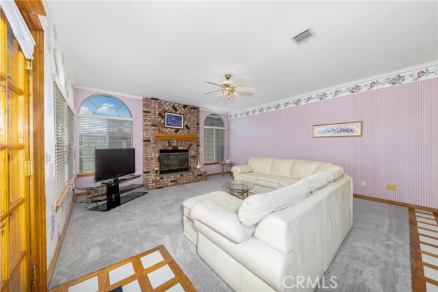 Detail Gallery Image 23 of 58 For 13259 Country Club, Victorville,  CA 92395 - 4 Beds | 3 Baths