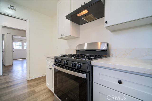 6083 Merito Avenue, San Bernardino CA: https://media.crmls.org/medias/008d126e-d75e-47b6-8884-3d8b92c1e3e9.jpg