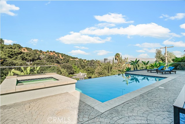 Detail Gallery Image 49 of 57 For 14721 Round Valley Dr, Sherman Oaks,  CA 91403 - 5 Beds | 4/2 Baths