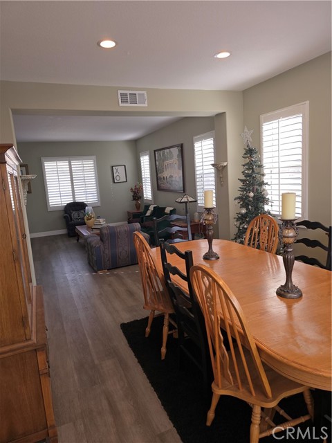 4990 Padre Avenue, Rancho Cucamonga CA: https://media.crmls.org/medias/008ea86b-4faa-4740-840e-2ffba7586f63.jpg