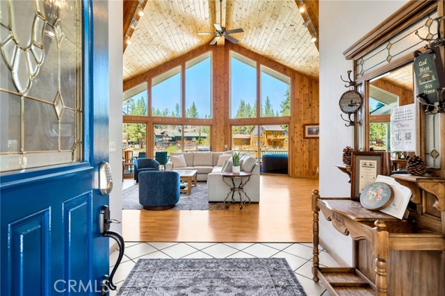 Detail Gallery Image 6 of 61 For 40034 Lakeview Dr, Big Bear Lake,  CA 92315 - 4 Beds | 3/1 Baths