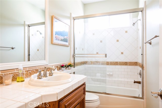 2411 Carnegie Lane, Redondo Beach, California 90278, 4 Bedrooms Bedrooms, ,3 BathroomsBathrooms,Residential,Sold,Carnegie,SB17036345