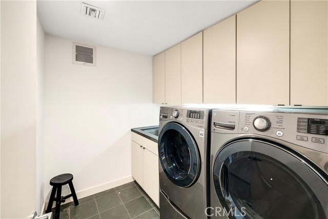 Detail Gallery Image 33 of 39 For 409 Calle Mayor, Redondo Beach,  CA 90277 - 3 Beds | 2/1 Baths