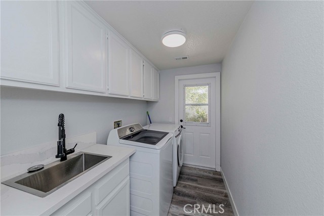 Detail Gallery Image 34 of 67 For 16396 High Bluff Ct, Riverside,  CA 92503 - 4 Beds | 3 Baths