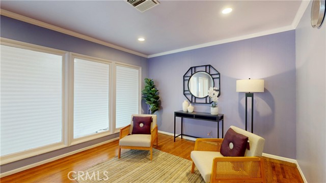 Detail Gallery Image 5 of 49 For 9551 Arleta Ave, Arleta,  CA 91331 - 5 Beds | 4 Baths
