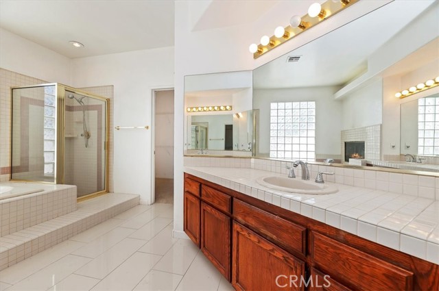 22711 Pebblestone Drive, Nuevo CA: https://media.crmls.org/medias/009133ca-2788-494c-a413-6d6d1e6246b8.jpg