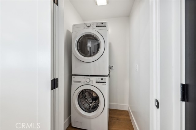 6521 Homewood Avenue, Los Angeles CA: https://media.crmls.org/medias/009187a5-4745-4150-8fdf-8af4a18f5b39.jpg