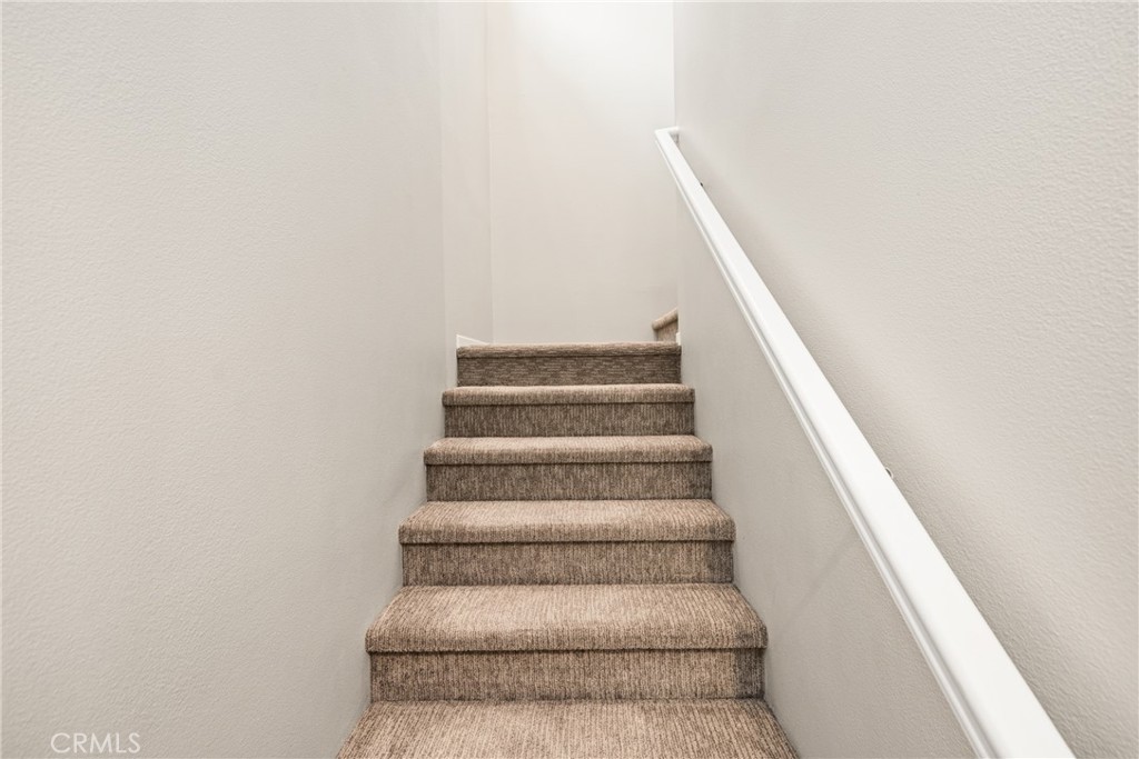 https://media.crmls.org/medias/0091acd7-5ab3-4c57-abb5-4a49d3c18b87.jpg?preset=X-Large