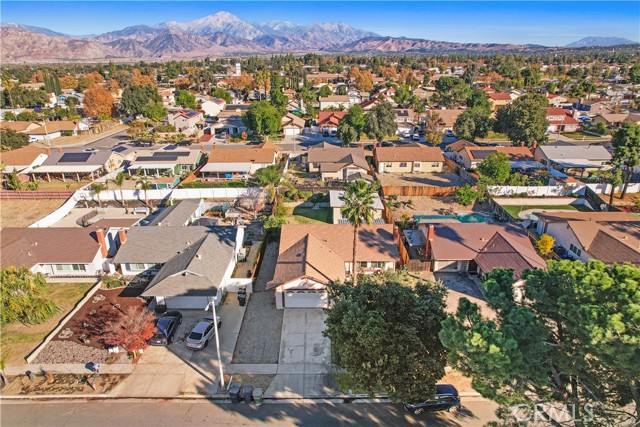 Detail Gallery Image 3 of 21 For 1526 Webster St, Redlands,  CA 92374 - 3 Beds | 2 Baths