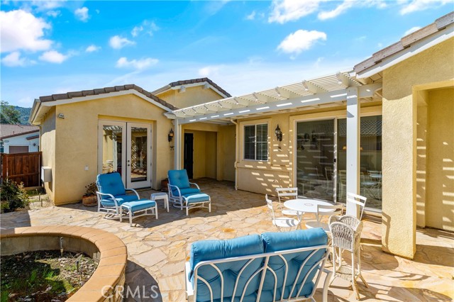 570 Olazabal Drive, Hemet CA: https://media.crmls.org/medias/00929170-6cc7-4d55-b20f-f35c25638572.jpg
