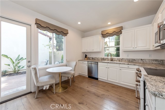 Detail Gallery Image 15 of 32 For 12 Arborside, Irvine,  CA 92603 - 3 Beds | 2/1 Baths