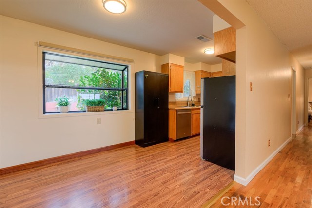 Detail Gallery Image 7 of 33 For 233 Skyline Bld, Oroville,  CA 95966 - 3 Beds | 2 Baths