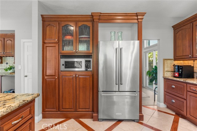 Detail Gallery Image 15 of 58 For 20776 Shadow Rock, Trabuco Canyon,  CA 92679 - 5 Beds | 3 Baths