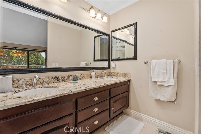 Detail Gallery Image 34 of 43 For 11 Baruna Ct #55,  Newport Beach,  CA 92663 - 3 Beds | 2/1 Baths