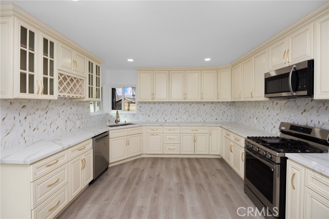 Image 13 of 25 For 2086 Mori Lane