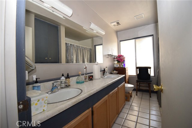 Detail Gallery Image 11 of 31 For 26641 Ironwood Ave, Moreno Valley,  CA 92555 - 4 Beds | 3 Baths