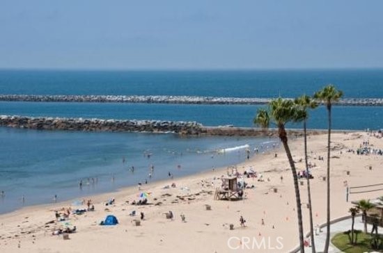 https://media.crmls.org/medias/0097ef48-7c54-4619-97b1-93ea1918db41.jpg?preset=X-Large