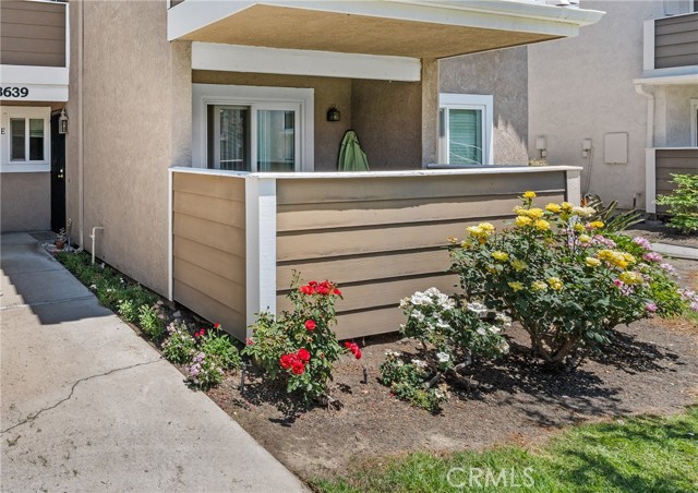 3639 Country Oaks Loop, Ontario CA: https://media.crmls.org/medias/0098014c-d5ed-4788-97d7-c077f56908bc.jpg