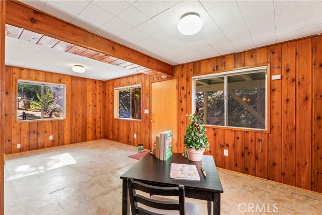 Detail Gallery Image 22 of 47 For 31115 Valley Oak Dr, Running Springs,  CA 92382 - 4 Beds | 2/1 Baths