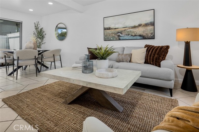 25532 Polaris Lane, Lake Forest CA: https://media.crmls.org/medias/00985743-7ee7-4b81-bf9b-973b0f877da7.jpg