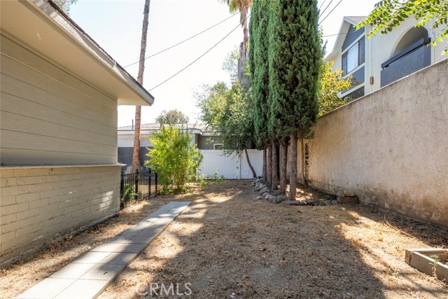 2 Bed Home for Sale in Sherman Oaks, California