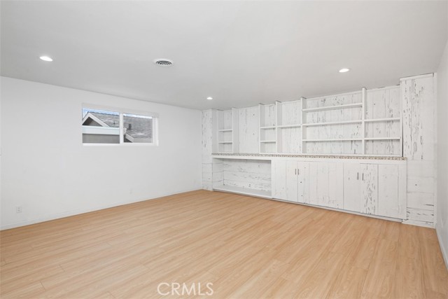 Detail Gallery Image 16 of 38 For 14012 Gershon Pl, Santa Ana,  CA 92705 - 3 Beds | 3 Baths