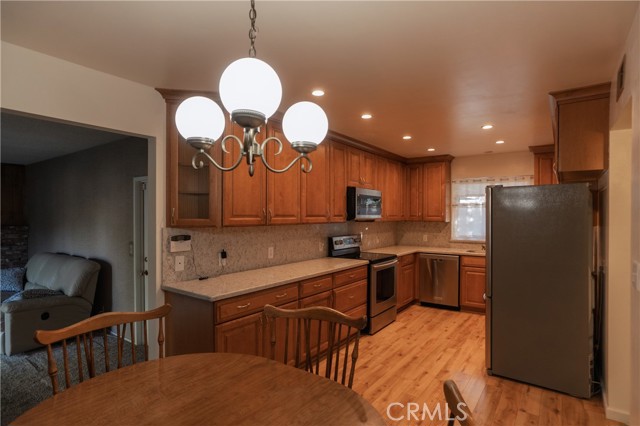 Detail Gallery Image 6 of 45 For 315 Diane Ct, Merced,  CA 95348 - 3 Beds | 2 Baths