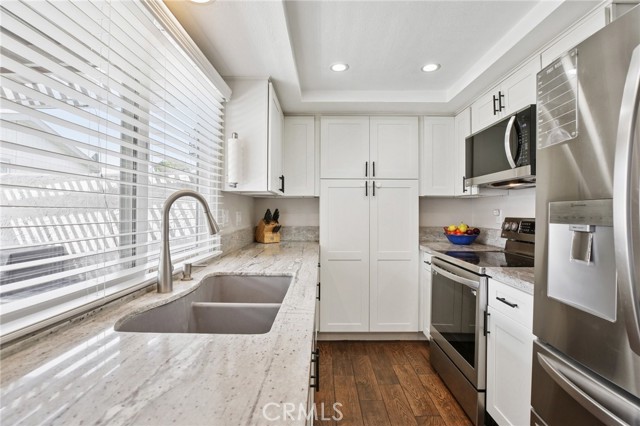 Detail Gallery Image 9 of 30 For 369 N via Remo, Anaheim,  CA 92806 - 3 Beds | 1/1 Baths