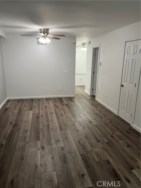 Detail Gallery Image 2 of 12 For 9834 Sepulveda Bld #109,  North Hills,  CA 91343 - 2 Beds | 2 Baths