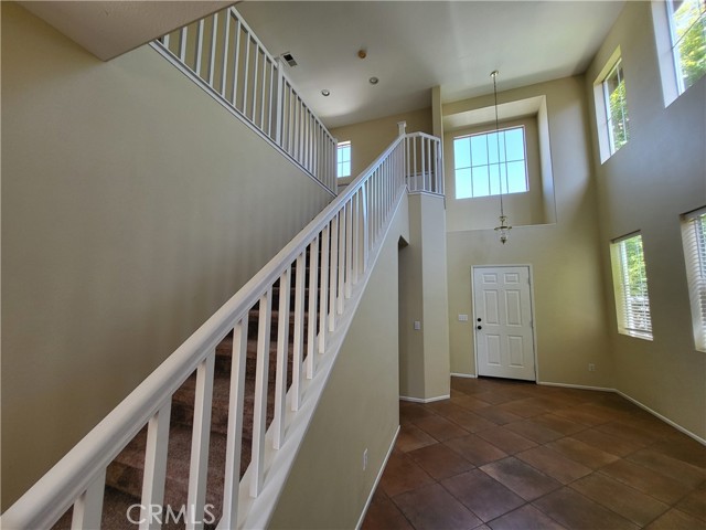 42135 Chestnut Drive, Temecula CA: https://media.crmls.org/medias/009a9d4c-00ec-49cc-bb9f-c551233f8896.jpg
