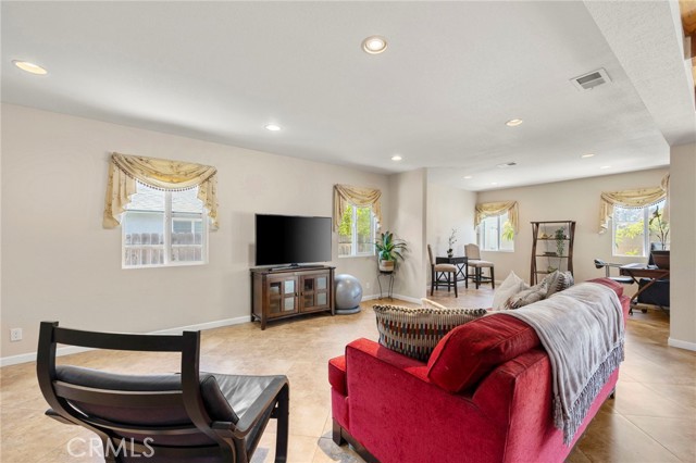 Detail Gallery Image 27 of 55 For 3401 Madonna Dr, Fullerton,  CA 92835 - 4 Beds | 3 Baths