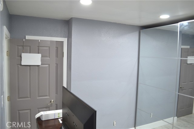 11068 Penrose, Sun Valley CA: https://media.crmls.org/medias/009b440b-06c8-416b-8a8b-ae301e767772.jpg
