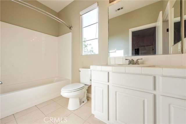 Detail Gallery Image 19 of 27 For 181 Rhapsody, Irvine,  CA 92620 - 3 Beds | 2/1 Baths