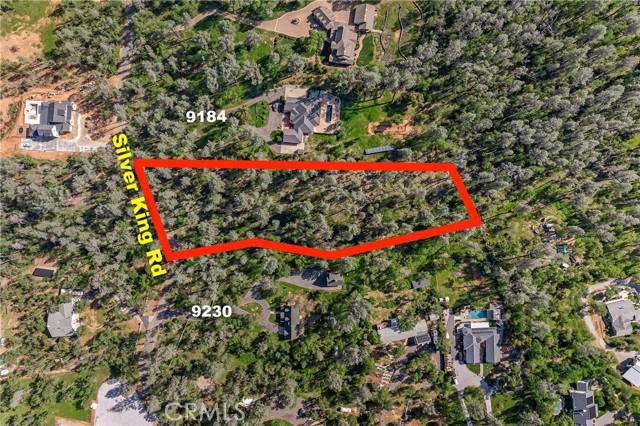 Detail Gallery Image 2 of 19 For 9200 Silver King Rd, Redding,  CA 96001 - – Beds | – Baths