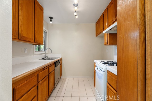 Detail Gallery Image 20 of 46 For 104 Flor De Sol #60,  Rancho Santa Margarita,  CA 92688 - 2 Beds | 1 Baths