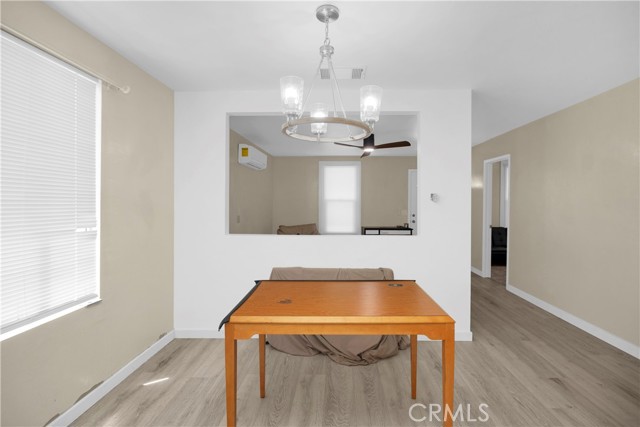 135 S Alfred Street, Coalinga CA: https://media.crmls.org/medias/009d1975-2697-4f36-b30b-b1a0e75e6dee.jpg