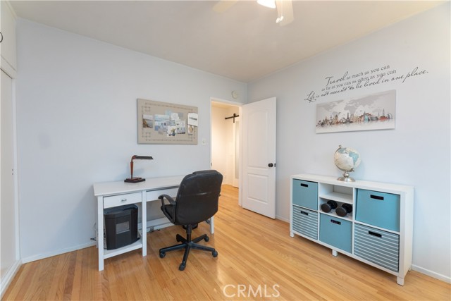 Detail Gallery Image 22 of 42 For 1404 E 1st St #5,  Long Beach,  CA 90802 - 2 Beds | 1 Baths