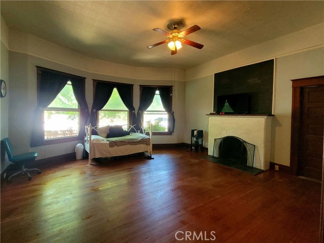 Detail Gallery Image 8 of 22 For 1948 K St, Merced,  CA 95340 - 3 Beds | 2 Baths