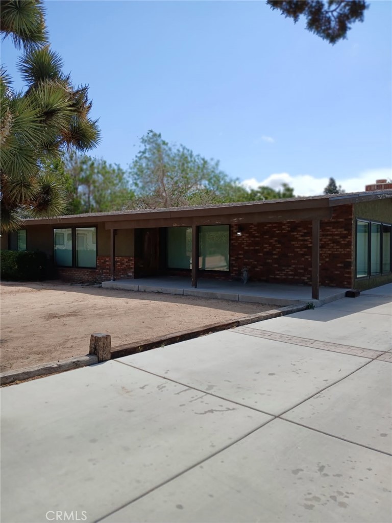 17539 Adobe Street