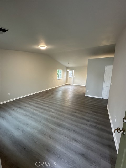 Detail Gallery Image 5 of 13 For 13746 Walker, –,  CA 93202 - 4 Beds | 2 Baths