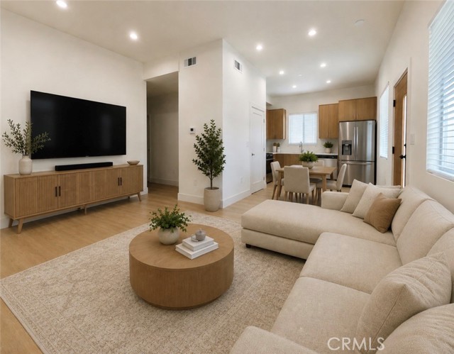 Front Image Thumbnail for CRSR26154441