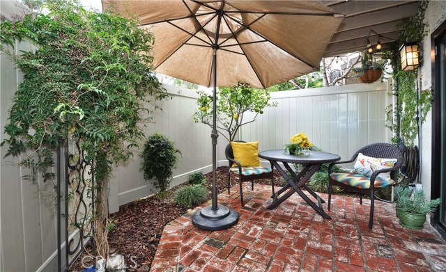 1821 Caddington, Rancho Palos Verdes, California 90275, 2 Bedrooms Bedrooms, ,Residential,Sold,Caddington,PV17036916