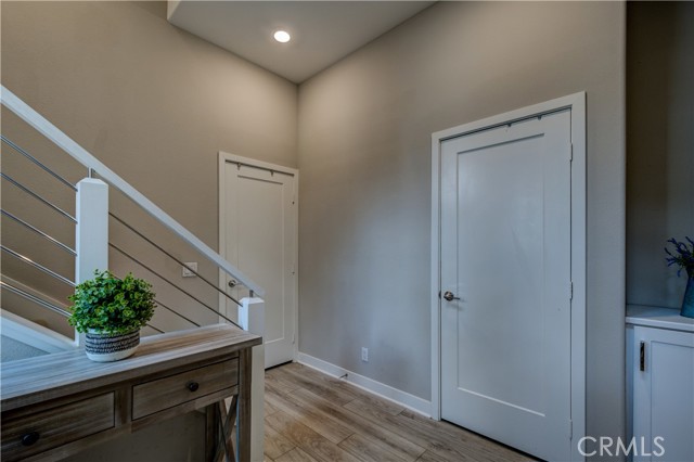 Detail Gallery Image 4 of 47 For 413 Transport, Tustin,  CA 92782 - 4 Beds | 4 Baths